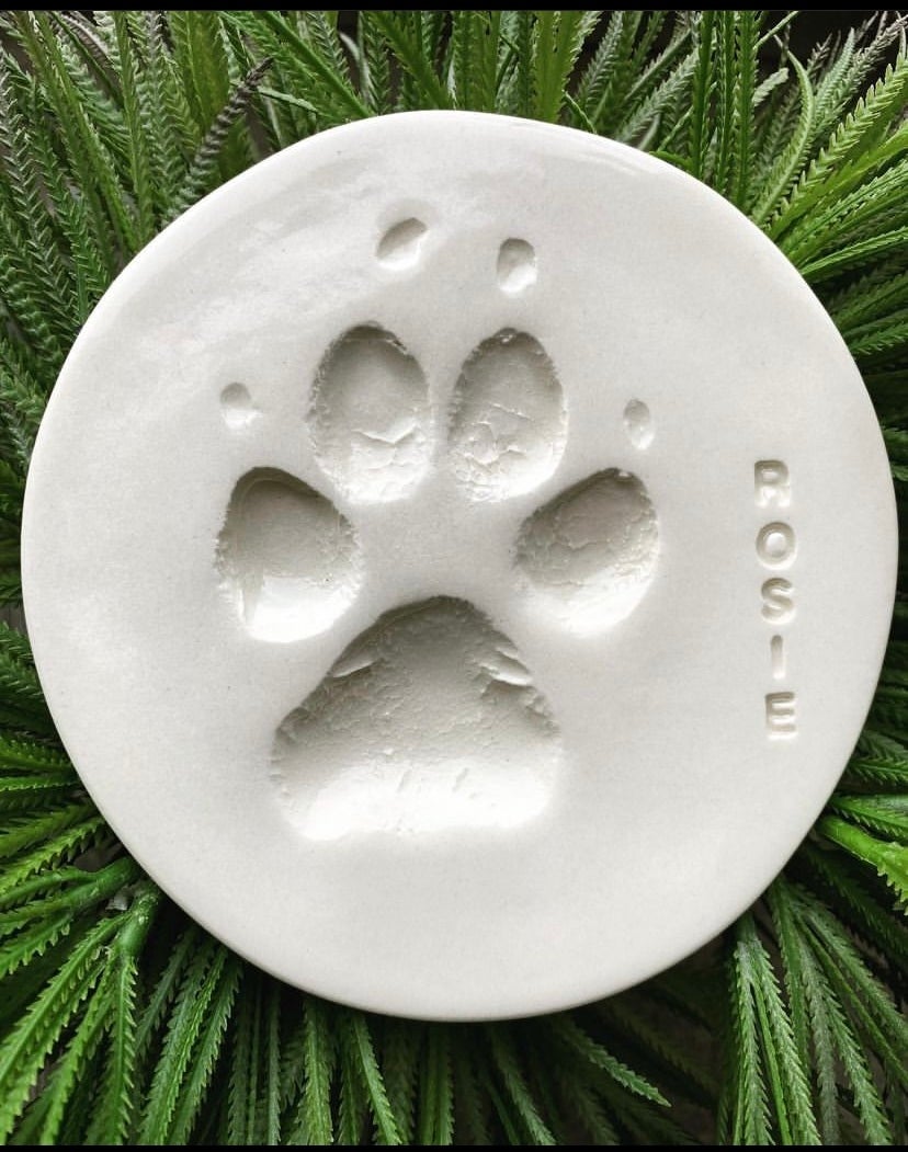 Cremation on sale paw print